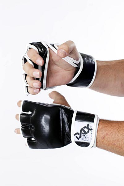 Faustschutz MMA Training